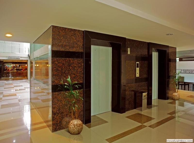 Shankee Sudirman Jakarta Exteriör bild
